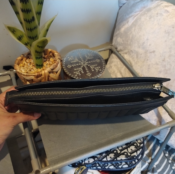 COPY - Brooks Brothers Quilted Clutch Wristlet - Picture 9 of 14